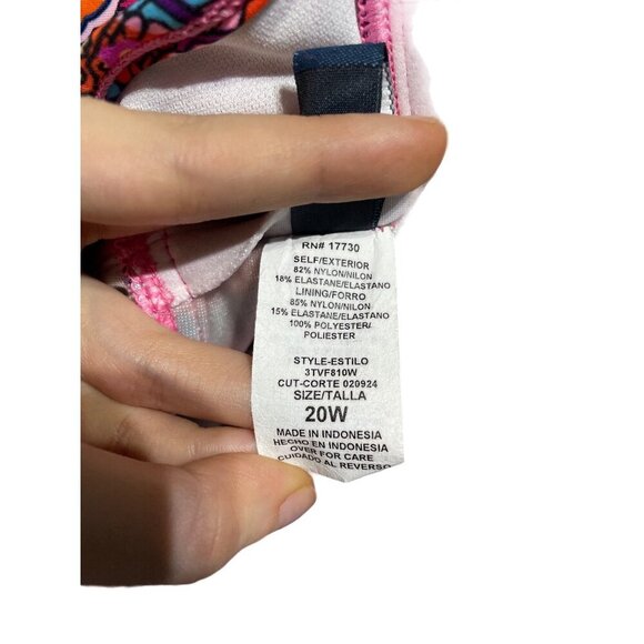 Womens Plus Size Paisley Halter One-Piece Swimsuit 20W - Picture 5 of 5